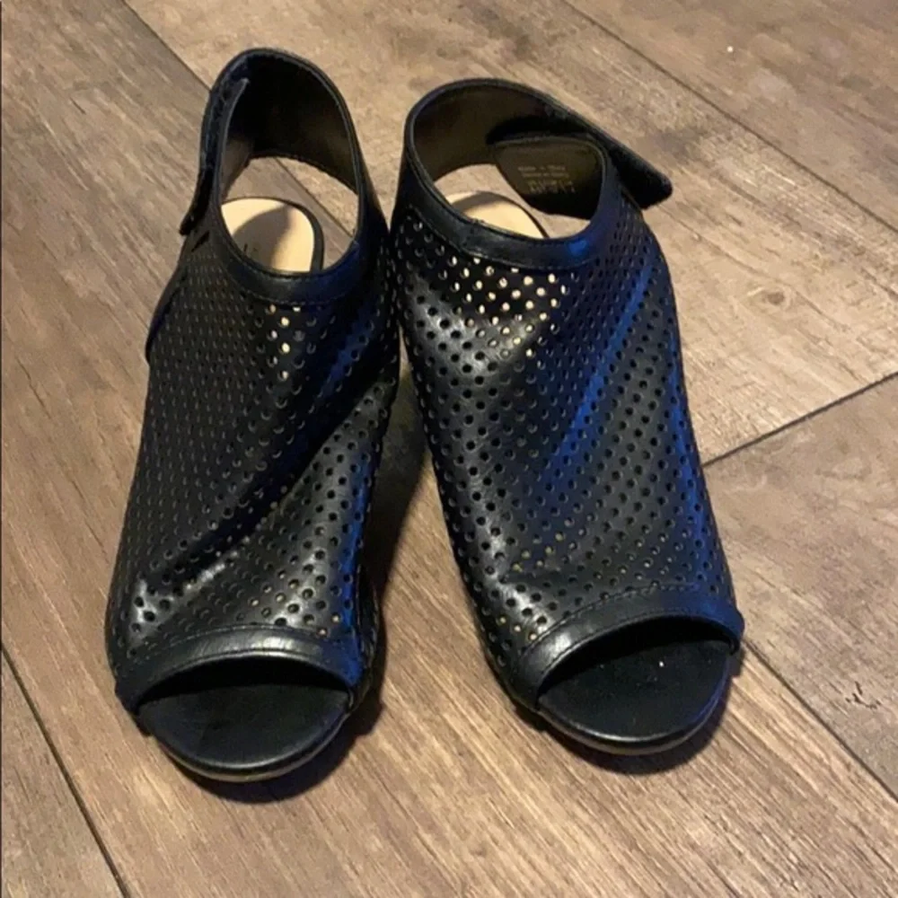 Call it Spring Ankle Booties - Picture 2 of 5